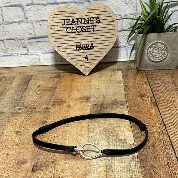 CHICO’S GENUINE LEATHER LADIES BLACK BELT SIZE M/L - Picture 1 of 11